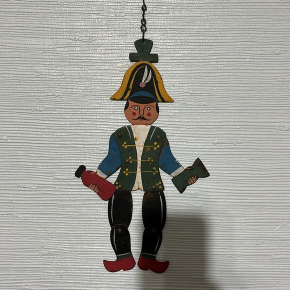 Vintage Hand Painted Cast Iron Man - Picture 2 of 6